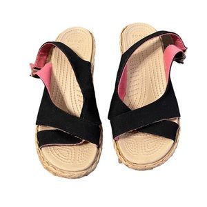 Crocs Women’s A-Leigh Linen Black Slingback Straw Wedge size 7